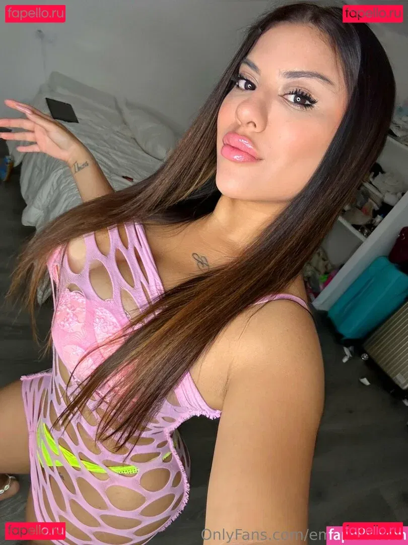 emile_girlfriend Onlyfans Photo Gallery 