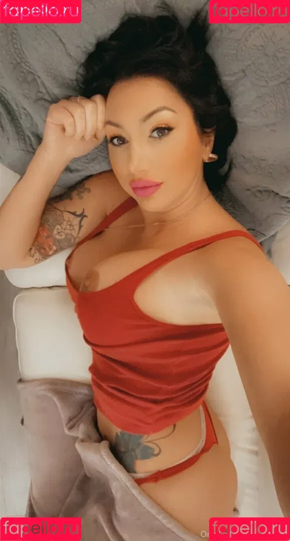 valzzies Onlyfans Photo Gallery 