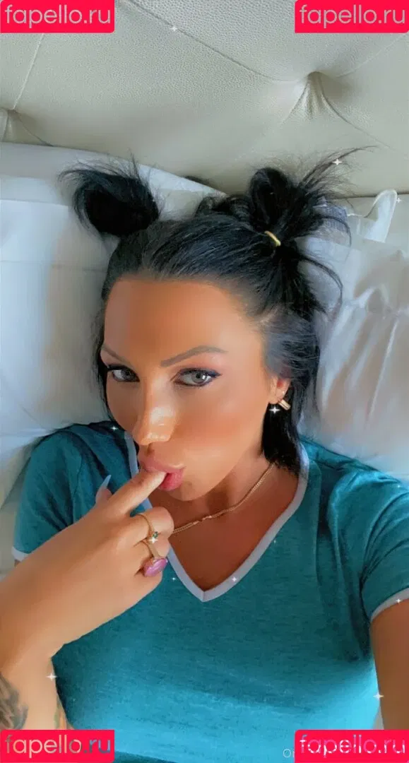 valzzies Onlyfans Photo Gallery 