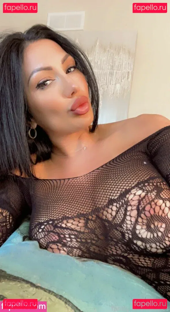 valzzies Onlyfans Photo Gallery 