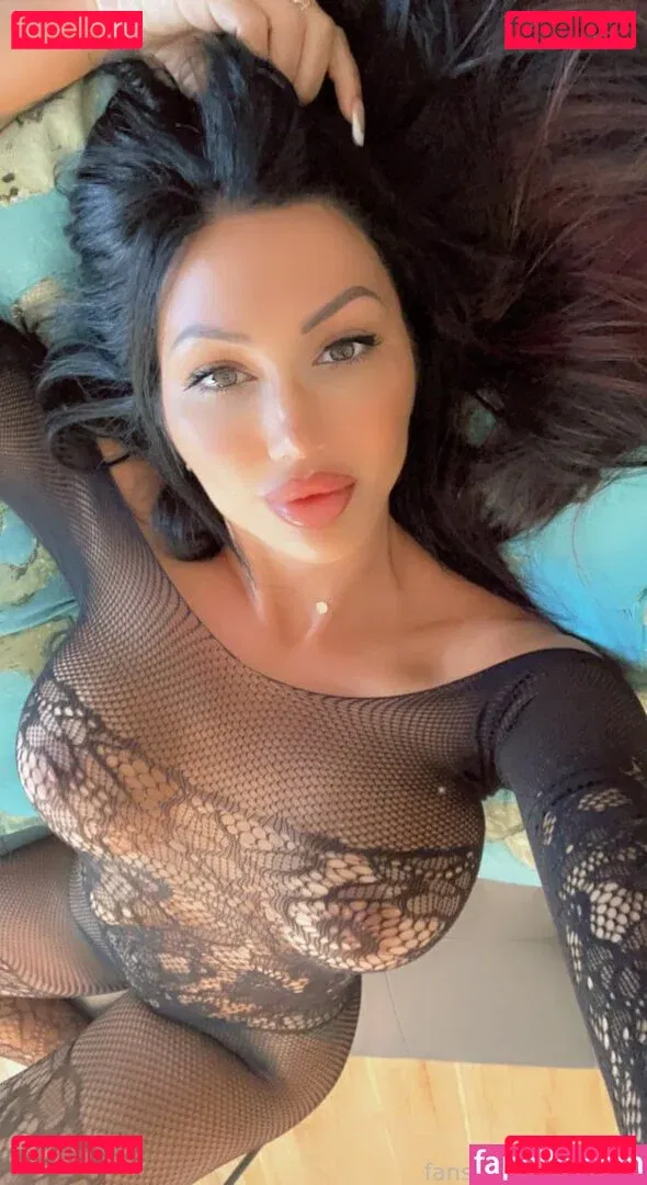 valzzies Onlyfans Photo Gallery 