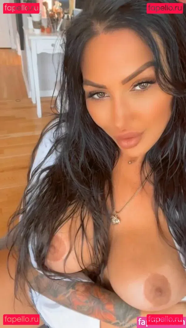 valzzies Onlyfans Photo Gallery 