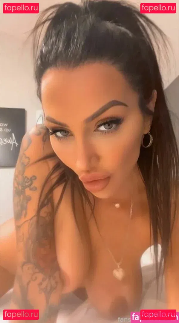 valzzies Onlyfans Photo Gallery 