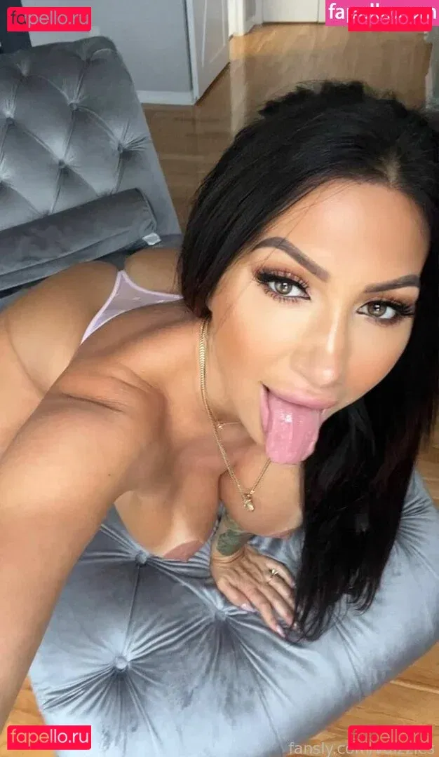 valzzies Onlyfans Photo Gallery 