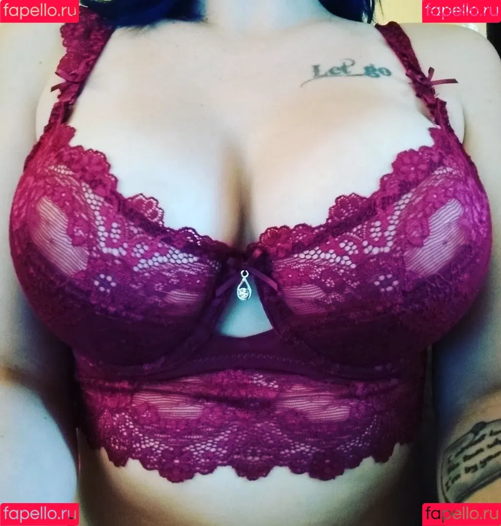 SomeDrunkBish Onlyfans Photo Gallery 