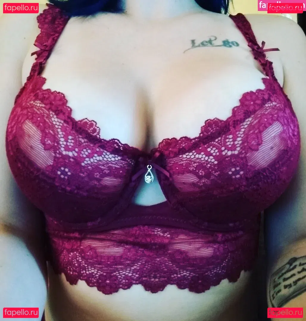 SomeDrunkBish Onlyfans Photo Gallery 