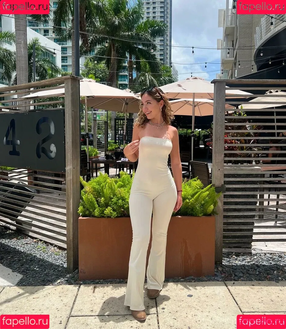 Leslie Machin Onlyfans Photo Gallery 