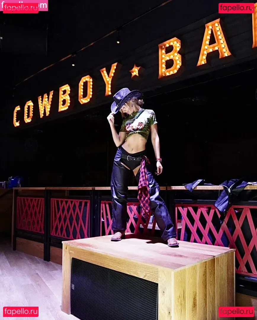 Leslie Machin Onlyfans Photo Gallery 