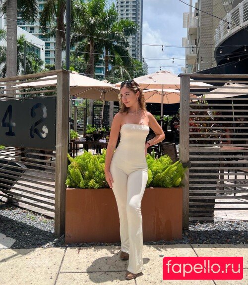 Leslie Machin Onlyfans Photo Gallery 