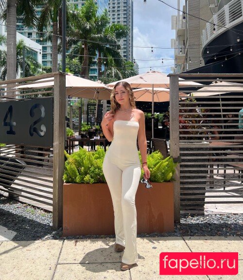 Leslie Machin Onlyfans Photo Gallery 