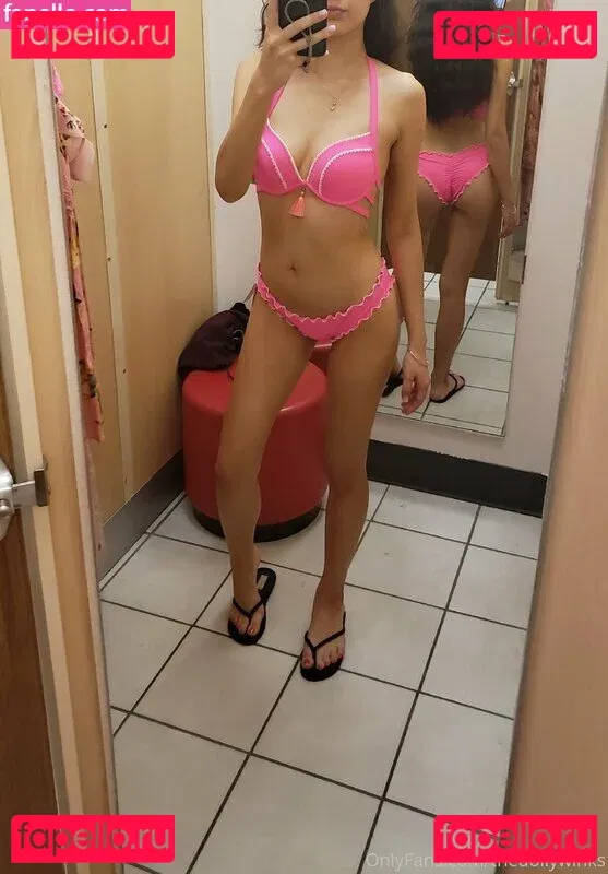 dollywinks Onlyfans Photo Gallery 