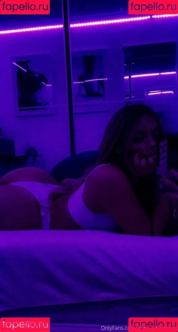 Anna Williams Onlyfans Photo Gallery 