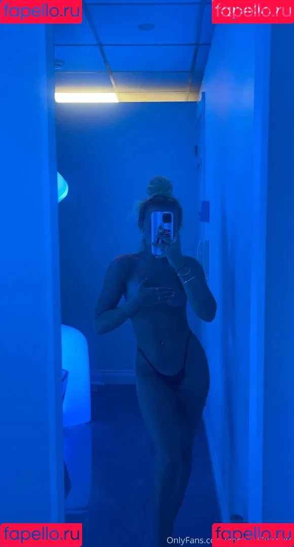 Anna Williams Onlyfans Photo Gallery 