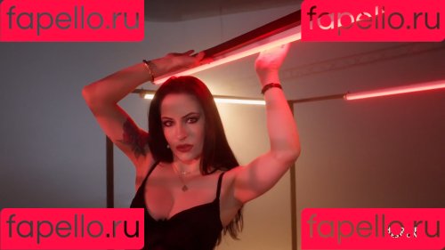 Anna Williams Onlyfans Photo Gallery 