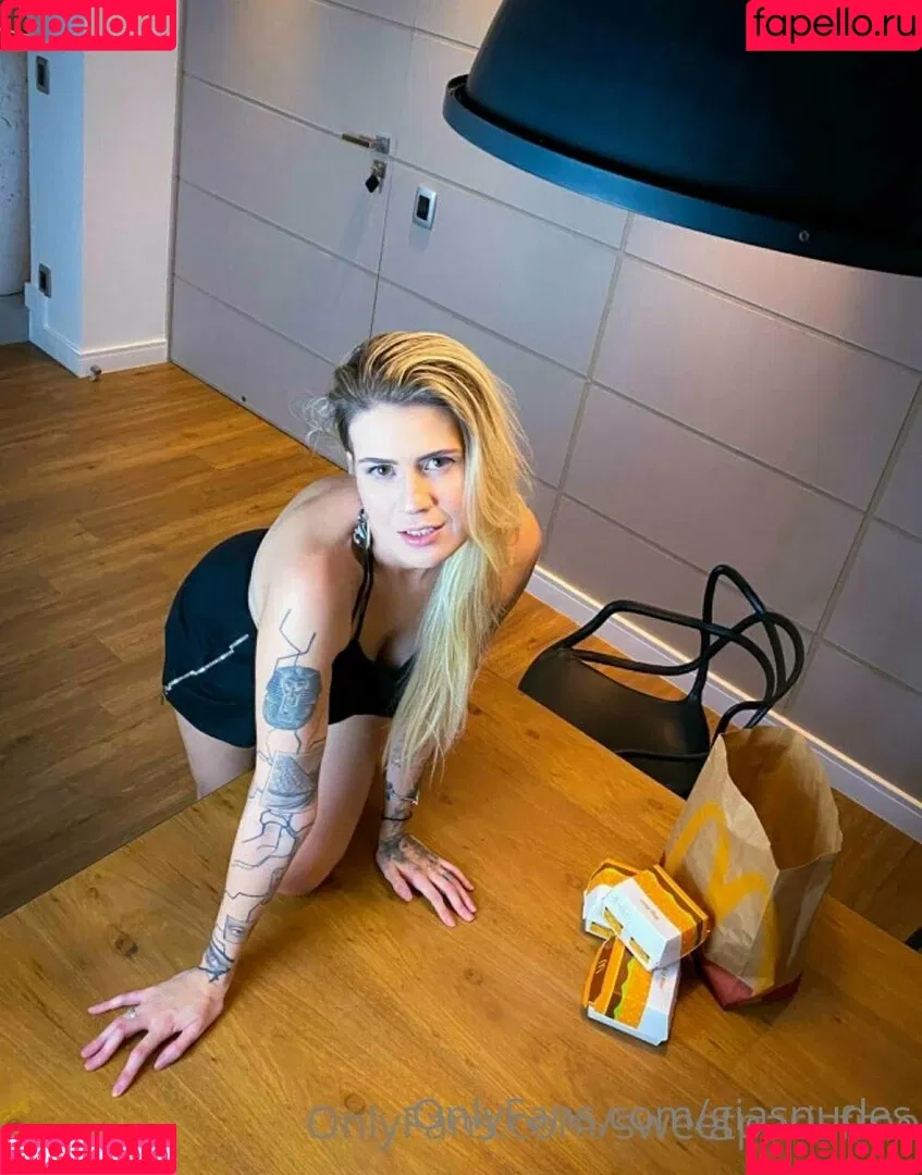 giasnudes Onlyfans Photo Gallery 