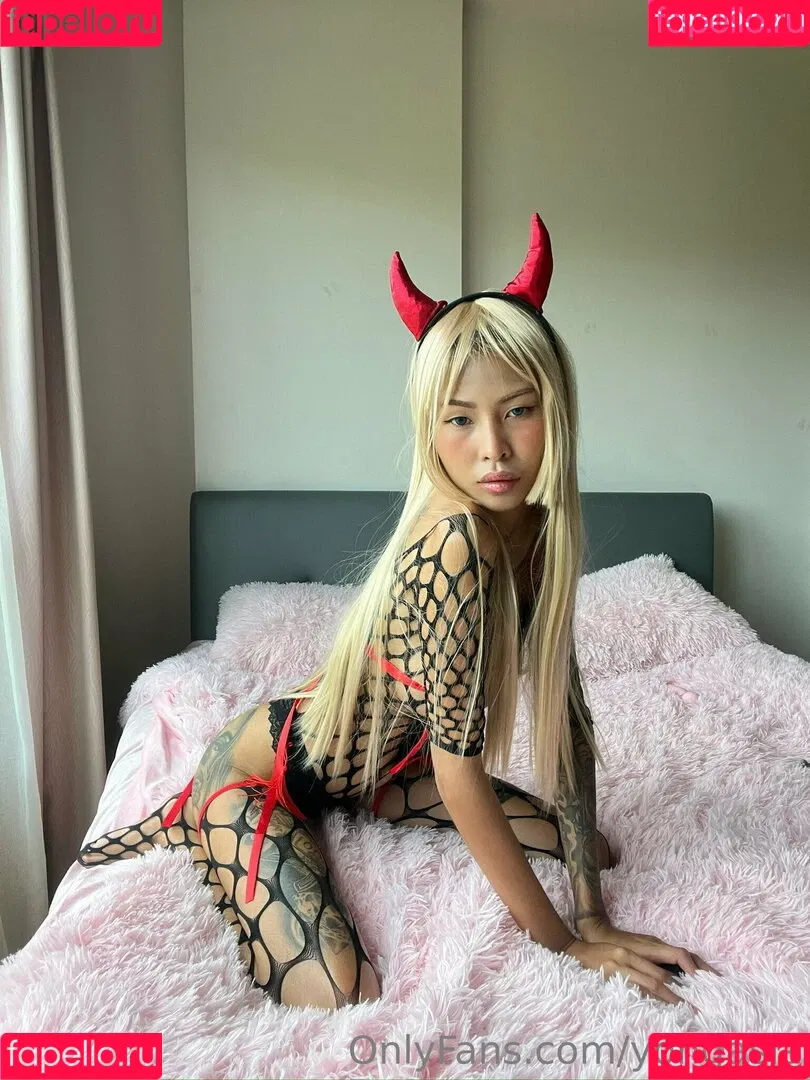 Yong Asia Onlyfans Photo Gallery 
