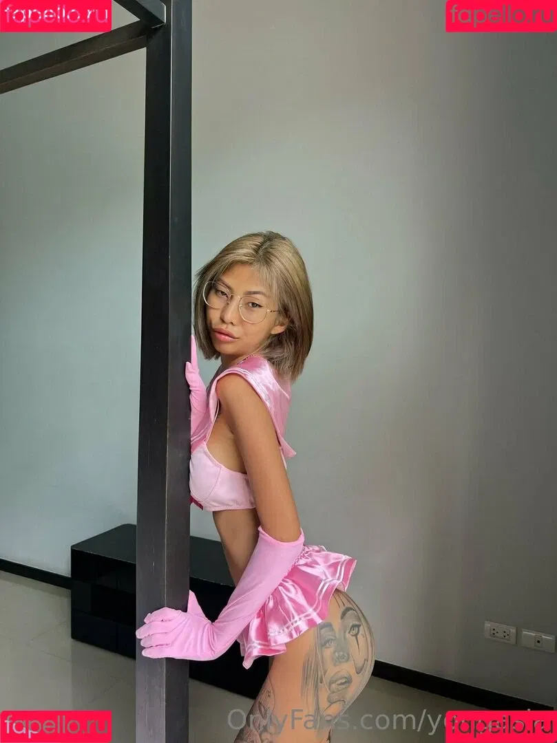 Yong Asia Onlyfans Photo Gallery 