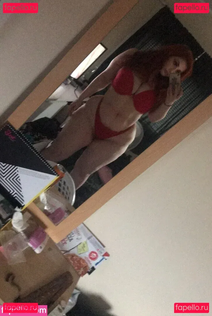 Brokenteenagedreams Onlyfans Photo Gallery 