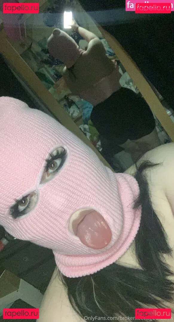 Brokenteenagedreams Onlyfans Photo Gallery 