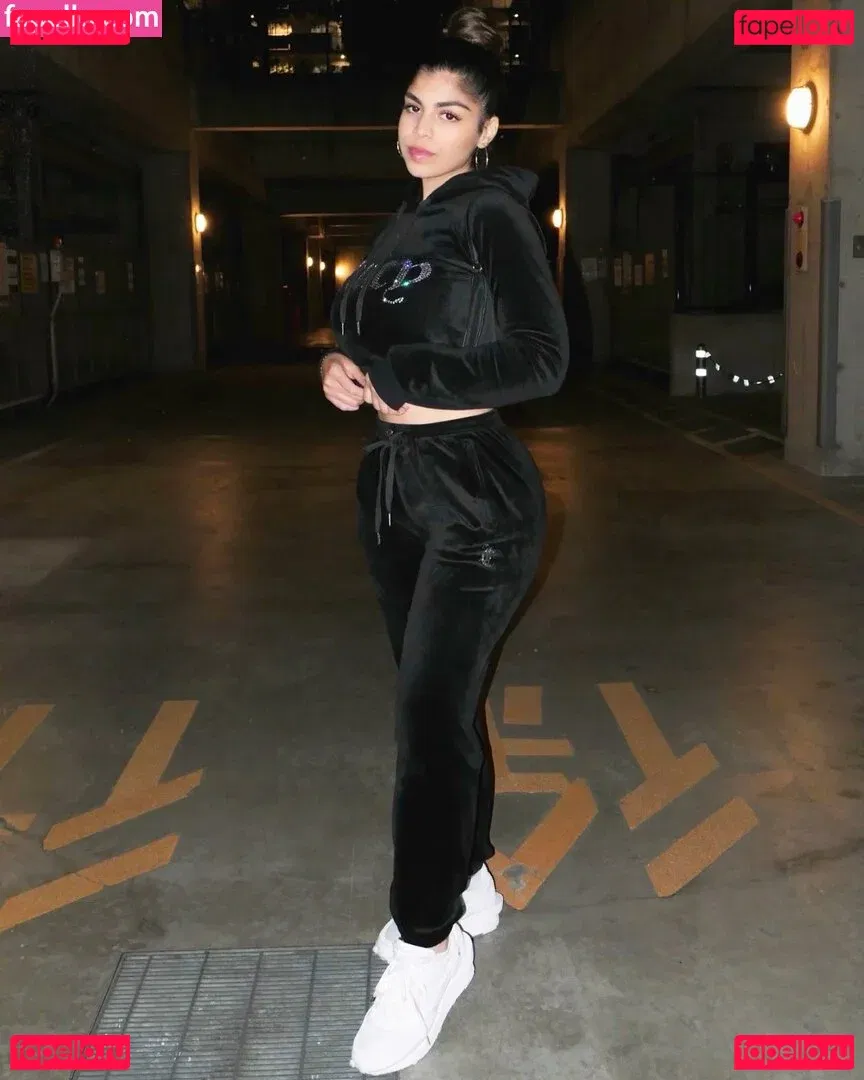 Deevaxo Onlyfans Photo Gallery 