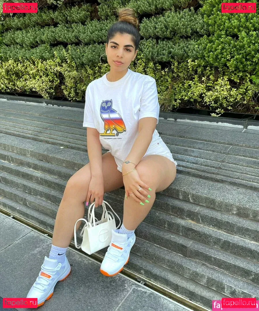 Deevaxo Onlyfans Photo Gallery 