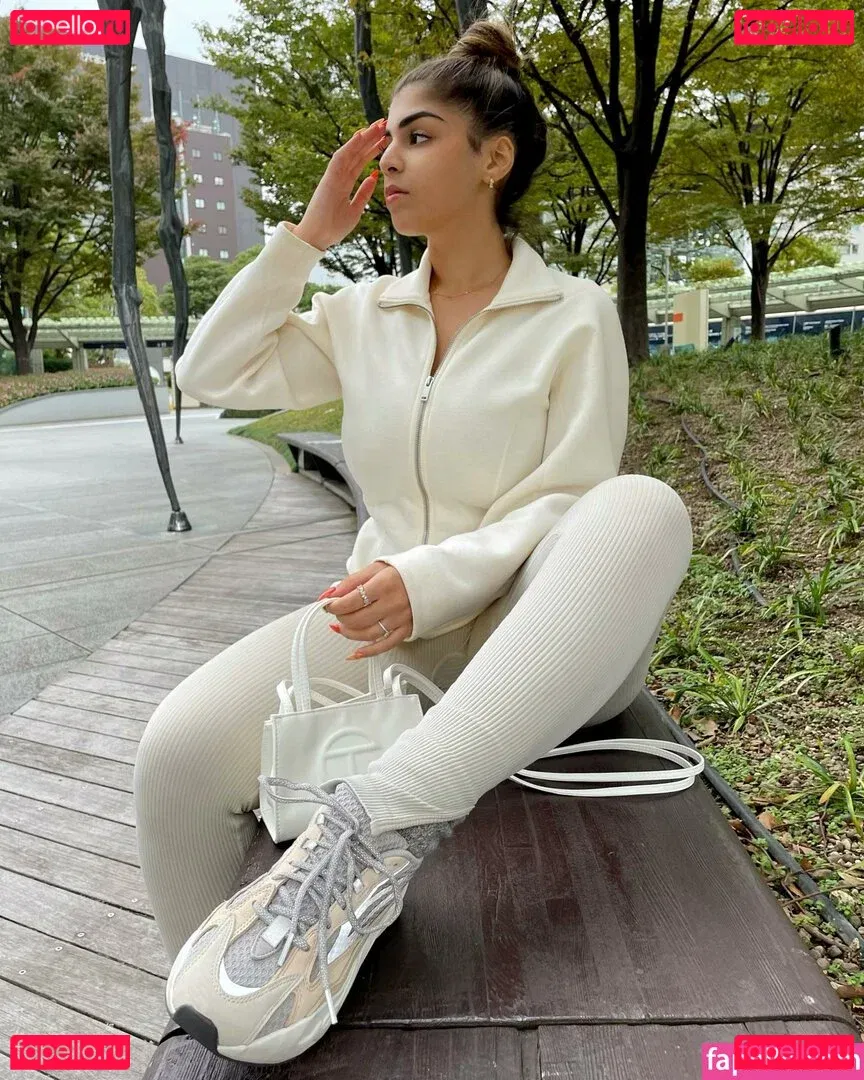 Deevaxo Onlyfans Photo Gallery 