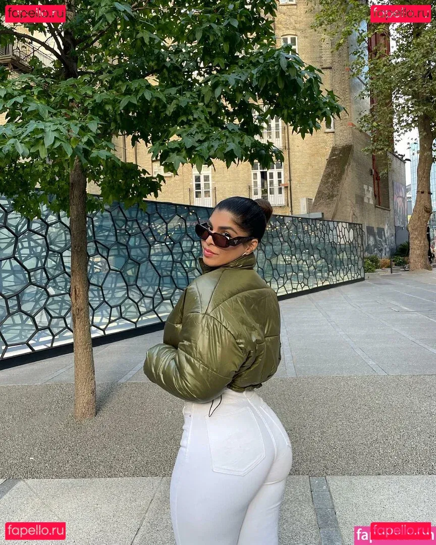 Deevaxo Onlyfans Photo Gallery 