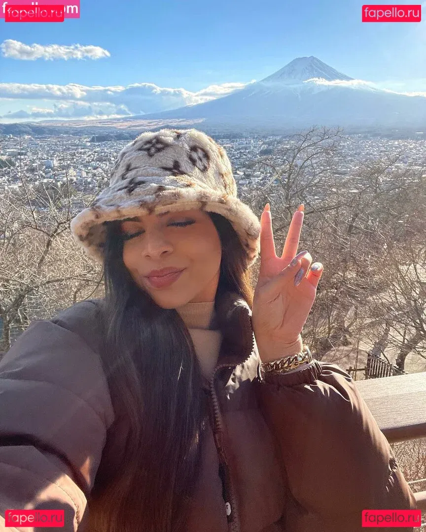 Deevaxo Onlyfans Photo Gallery 