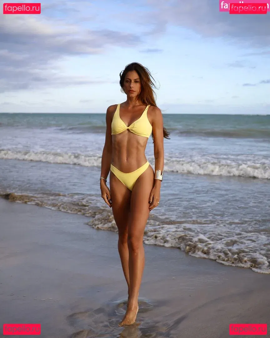 Mari Gonzalez Onlyfans Photo Gallery 