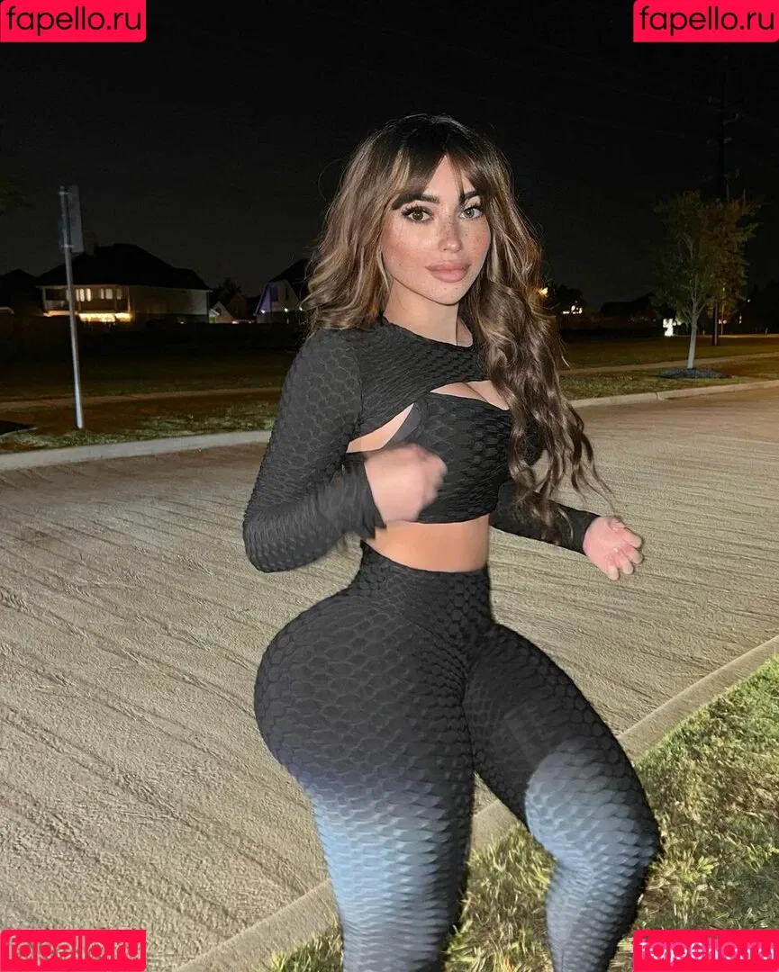 Sophia Vay Onlyfans Photo Gallery 