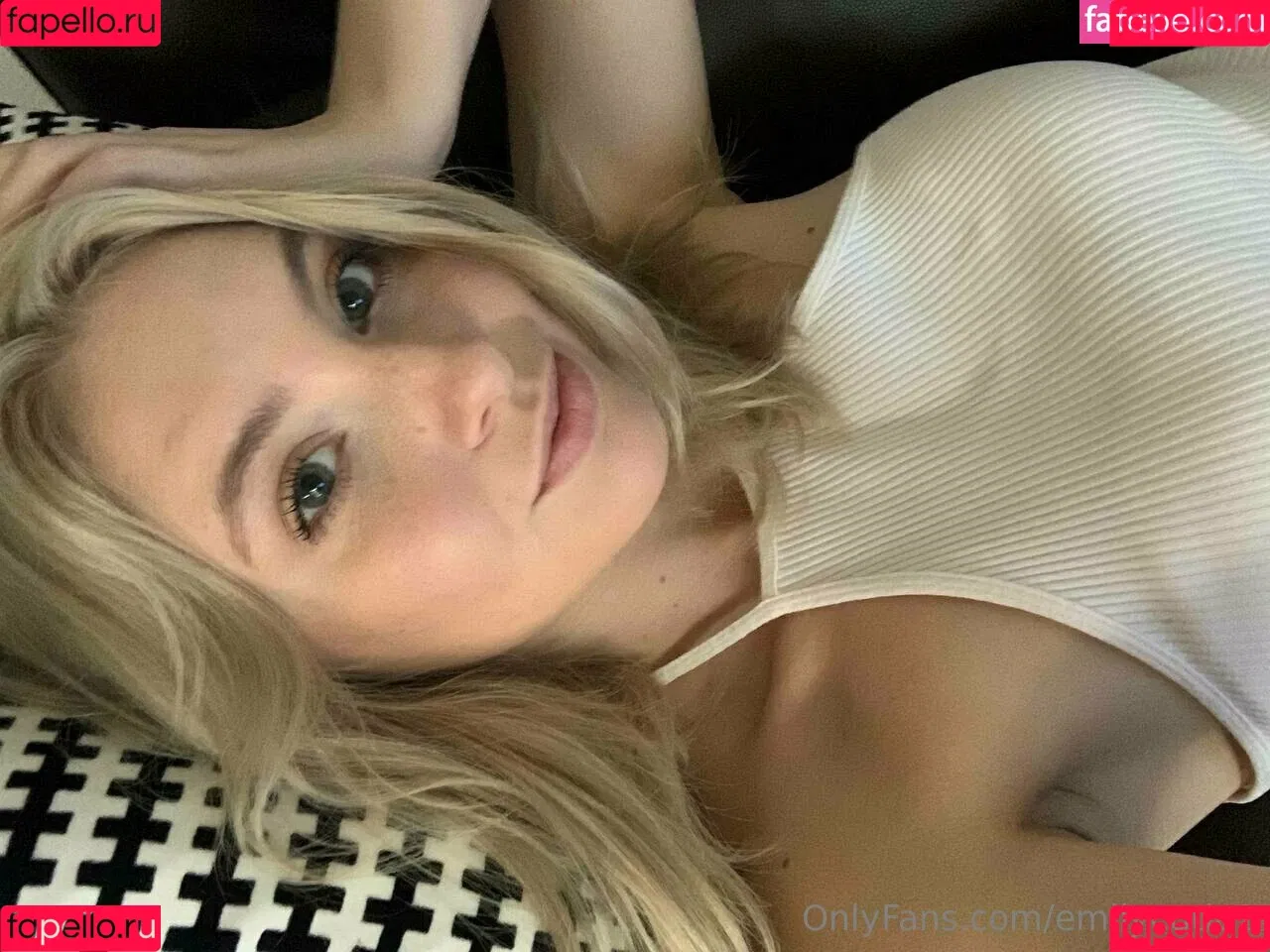 emilycutie1 Onlyfans Photo Gallery 