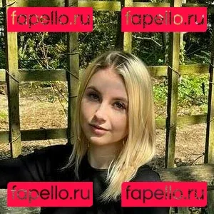 emilycutie1 Onlyfans Photo Gallery 