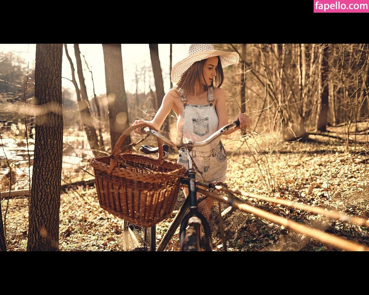 knopavika Onlyfans Photo Gallery 