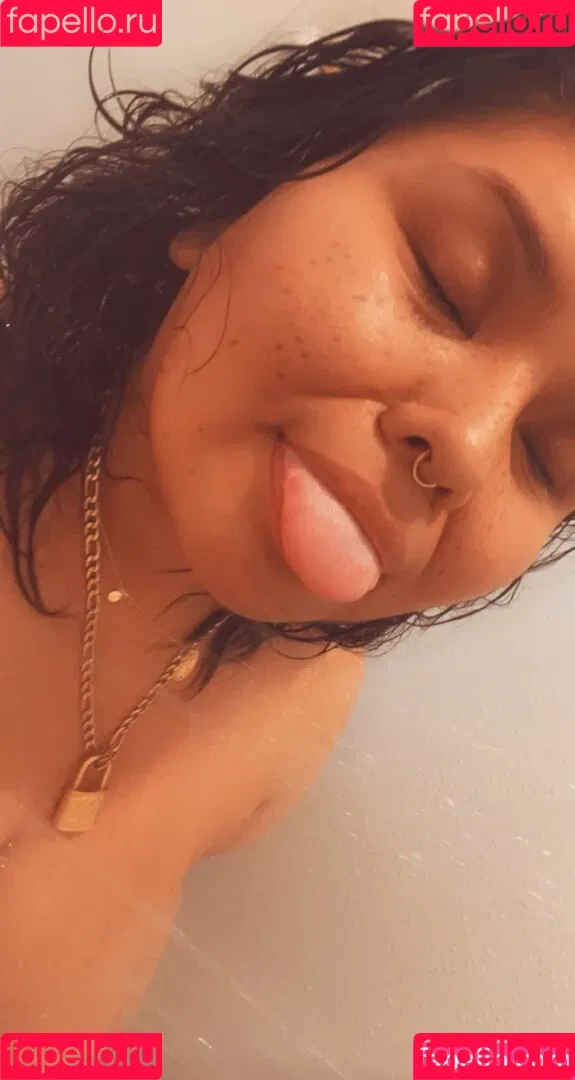 lydiagreyy Onlyfans Photo Gallery 
