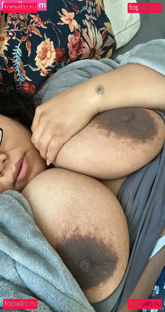 lydiagreyy Onlyfans Photo Gallery 