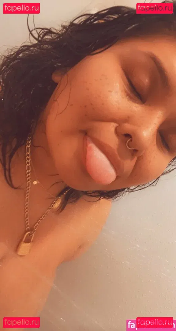 lydiagreyy Onlyfans Photo Gallery 