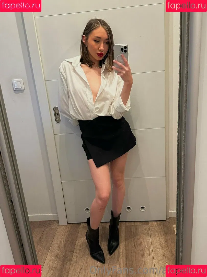 alisegold Onlyfans Photo Gallery 