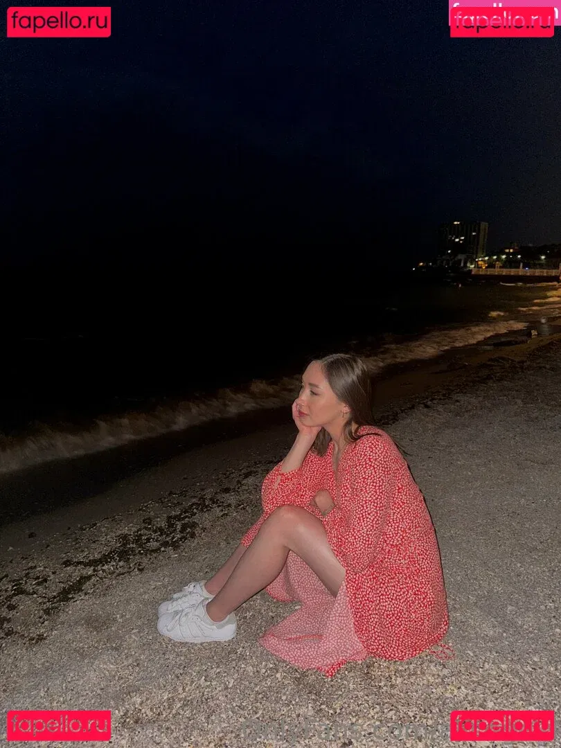 alisegold Onlyfans Photo Gallery 