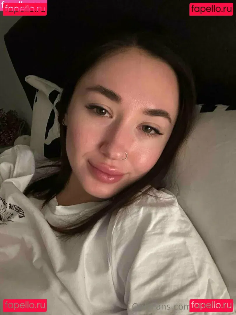 alisegold Onlyfans Photo Gallery 