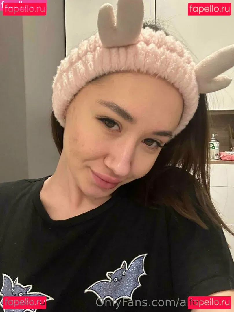 alisegold Onlyfans Photo Gallery 