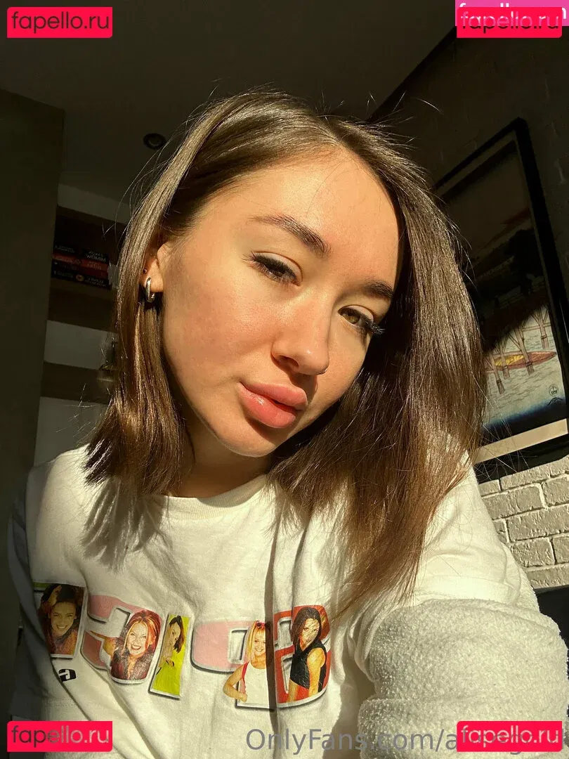 alisegold Onlyfans Photo Gallery 