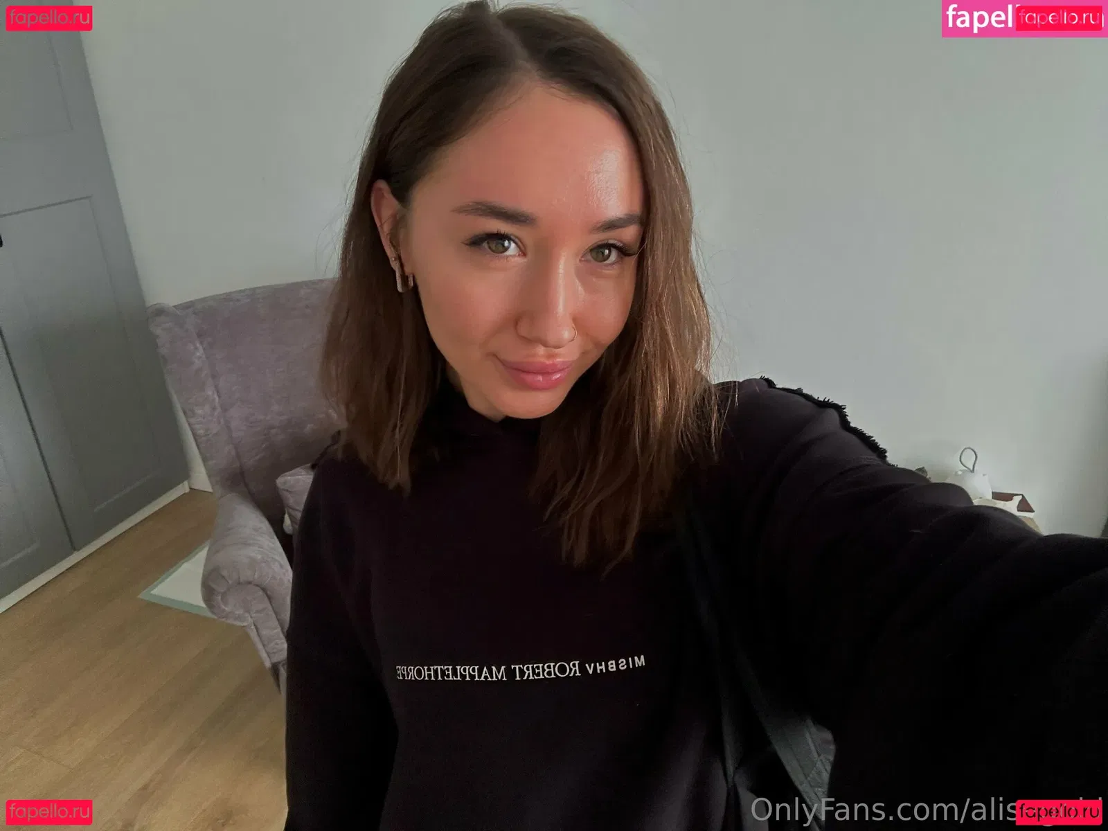 alisegold Onlyfans Photo Gallery 