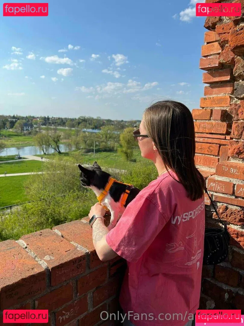 alisegold Onlyfans Photo Gallery 