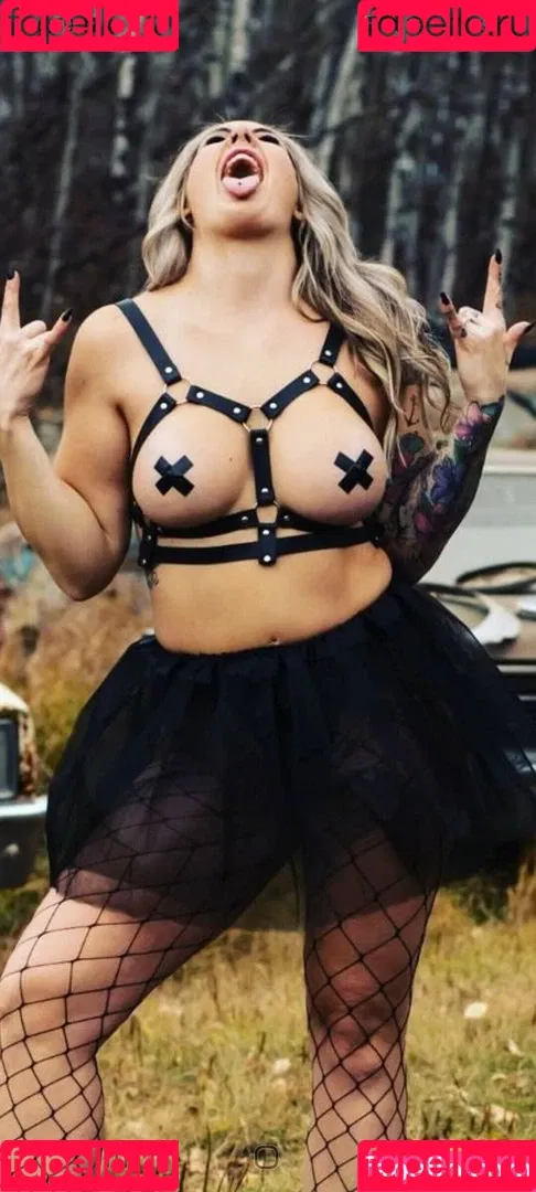 Kylie J Beech Onlyfans Photo Gallery 