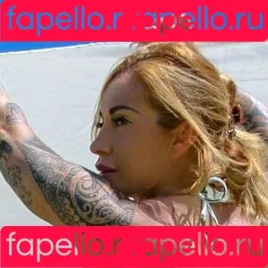 Victoria Lomba Onlyfans Photo Gallery 
