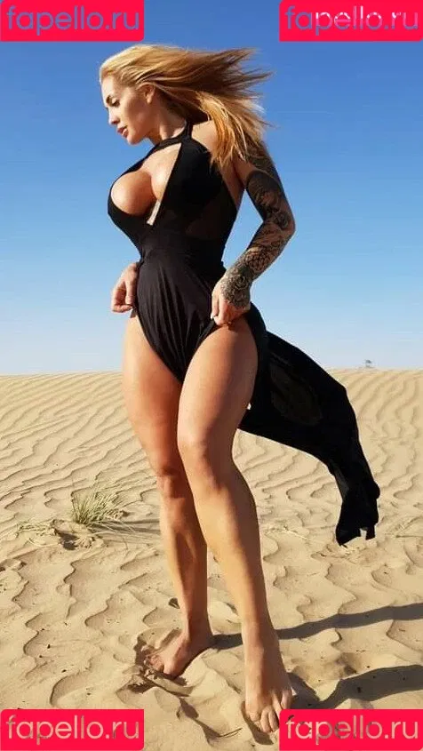 Victoria Lomba Onlyfans Photo Gallery 