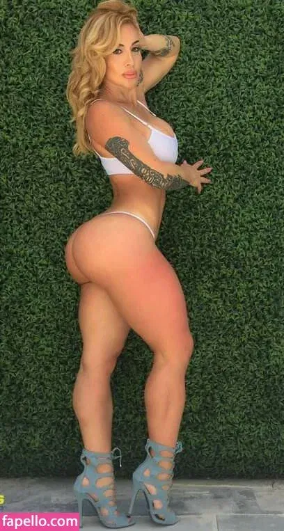Victoria Lomba Onlyfans Photo Gallery 