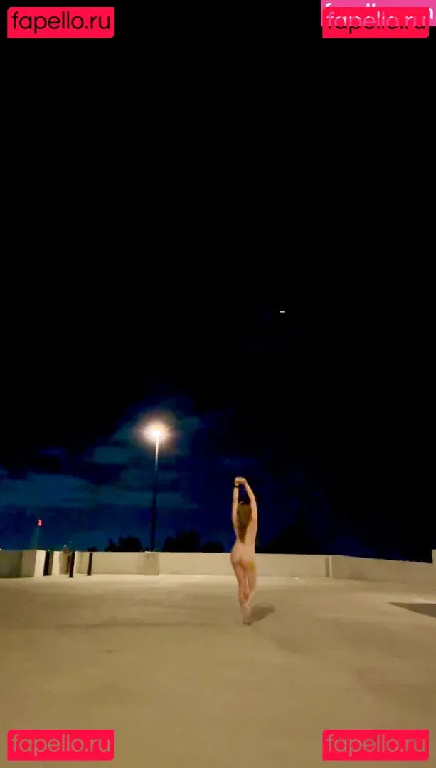 CosmicKitti Onlyfans Photo Gallery 