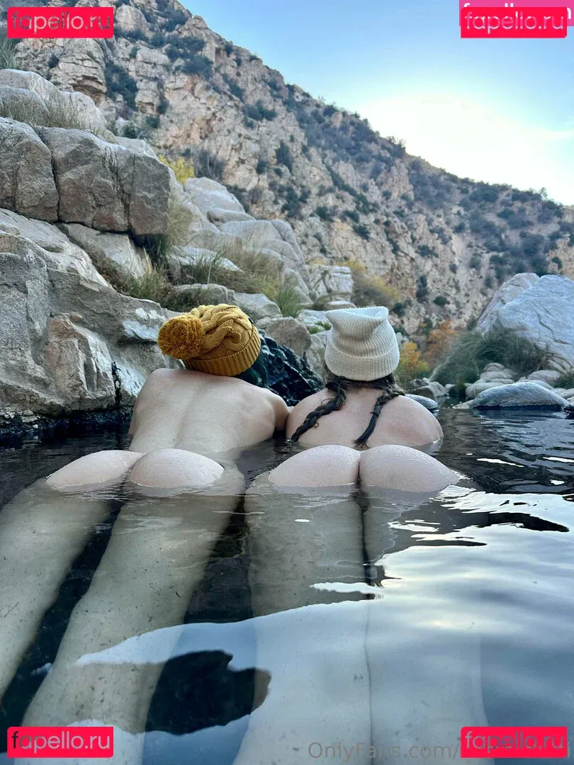 CosmicKitti Onlyfans Photo Gallery 