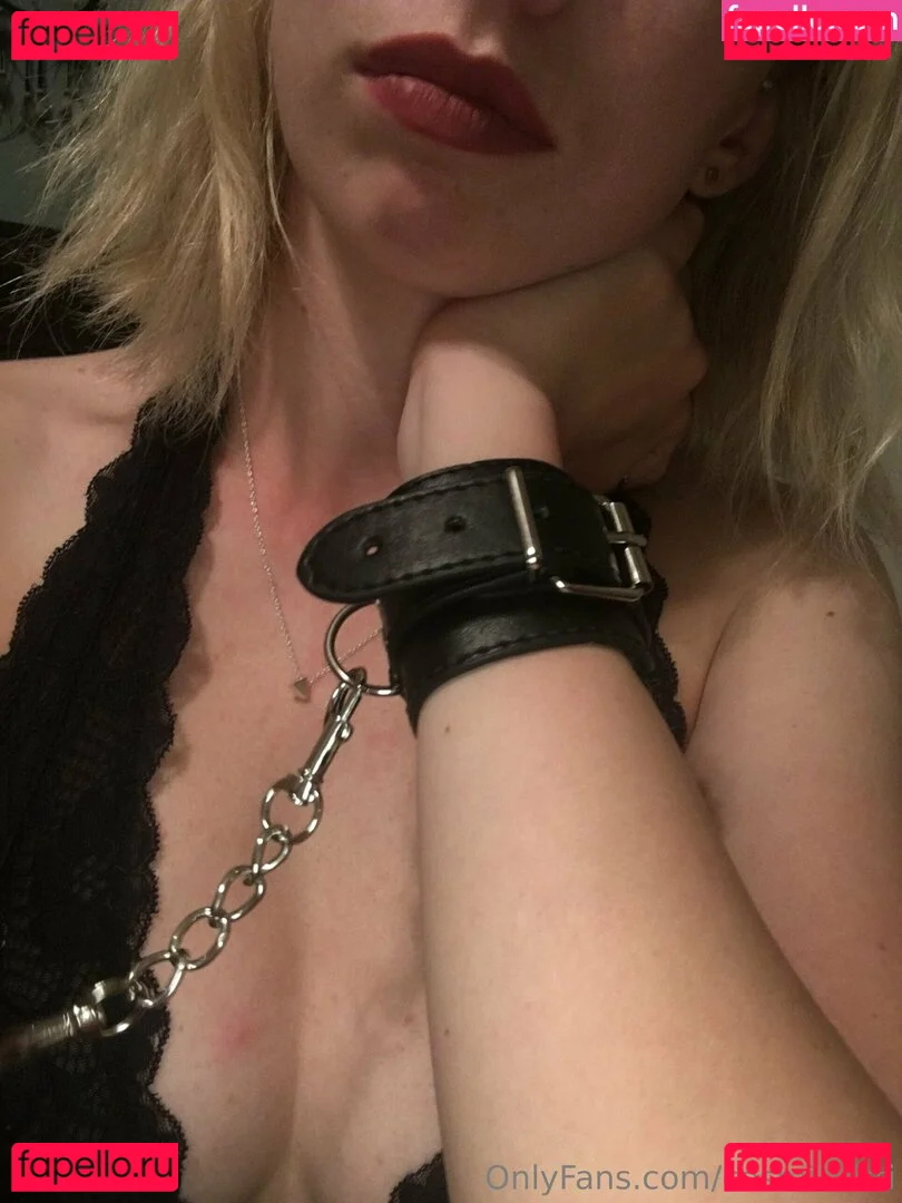 CosmicKitti Onlyfans Photo Gallery 